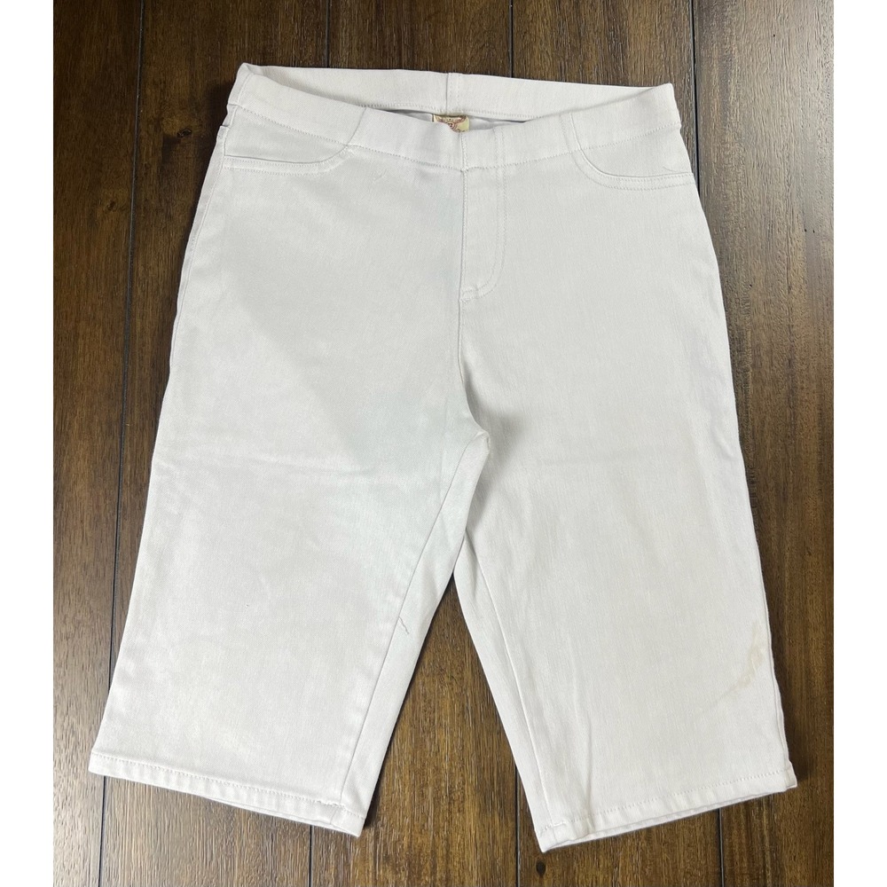 Faded Glory Womens Arctic White Pull On Bermuda Shorts Stretch Size M 8-10